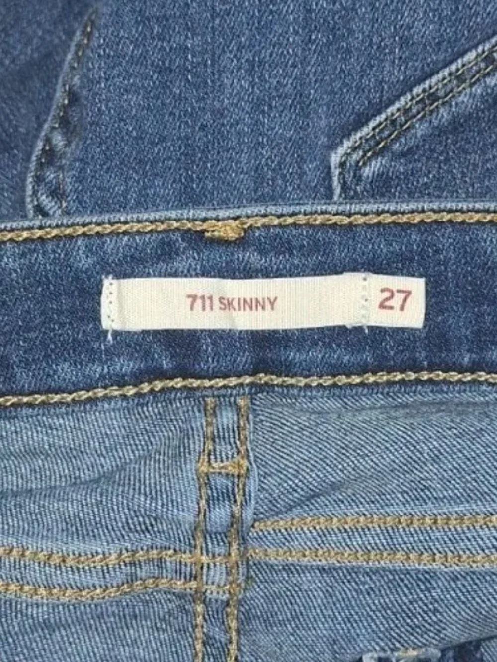 Levi Strauss Women's Blue 711 Skinny 27 Jeans 27x27